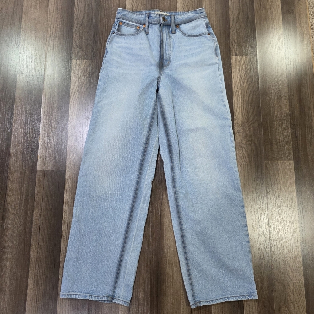 Madewell The Curvey Perfect Vintage Wide Leg Unique Chic Denim Blue Jeans. 26T